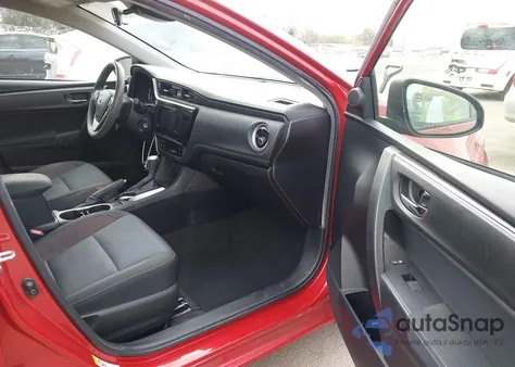 2018 Toyota Corolla Le z USA, uszkodzony, nr VIN 2T1BURHE0JC070543